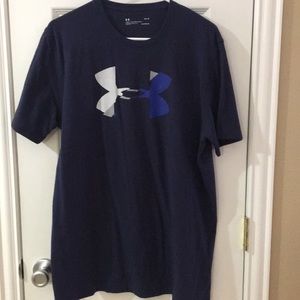 UA Navy tshirt